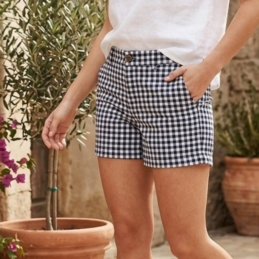 Old Navy Everyday Short Mid-Rise Gingham Navy Blue White Checkered Women Size 6